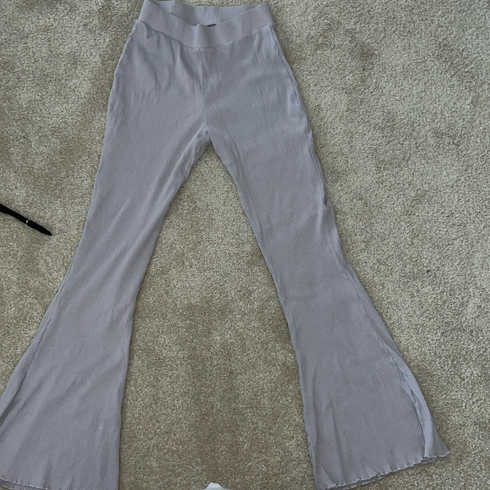 Bell bottom leggings